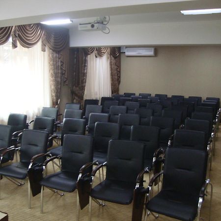 Voyage Hotel Almaty Eksteriør bilde