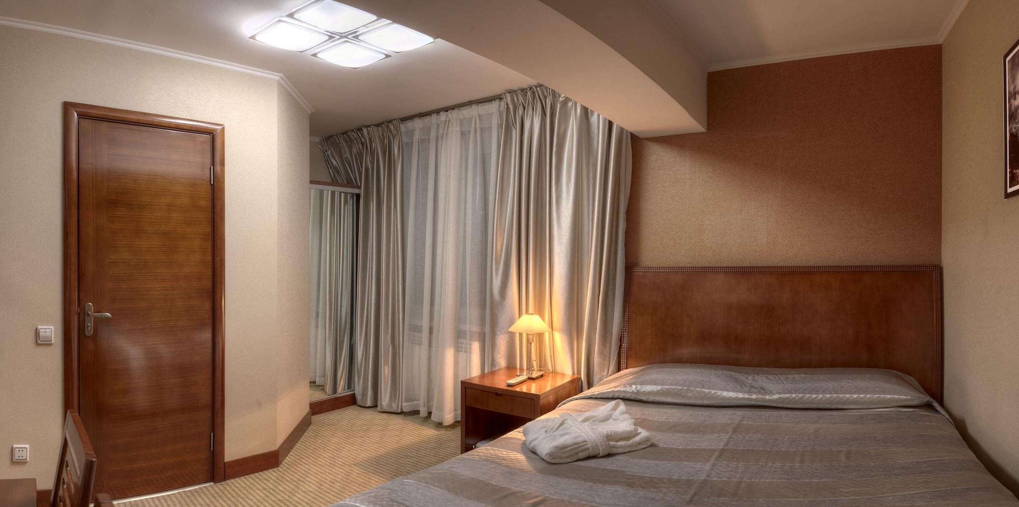 Voyage Hotel Almaty Eksteriør bilde