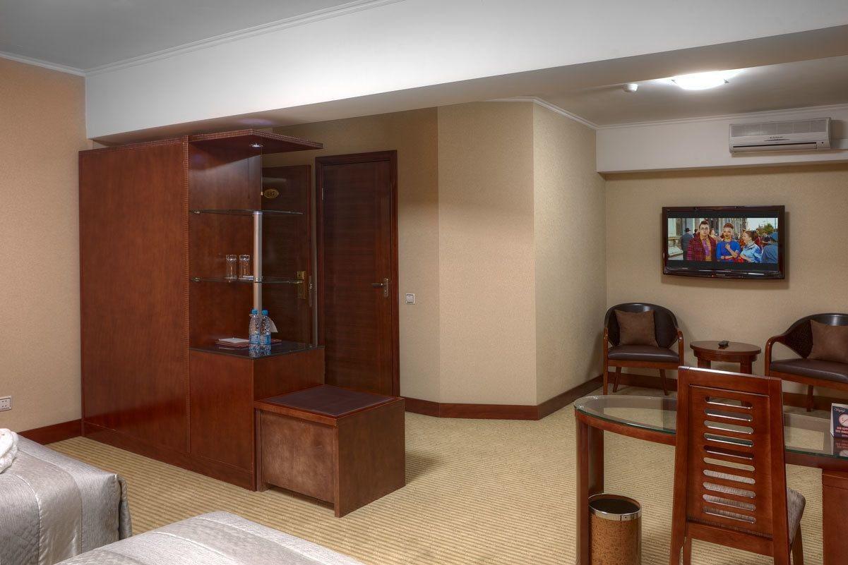 Voyage Hotel Almaty Eksteriør bilde