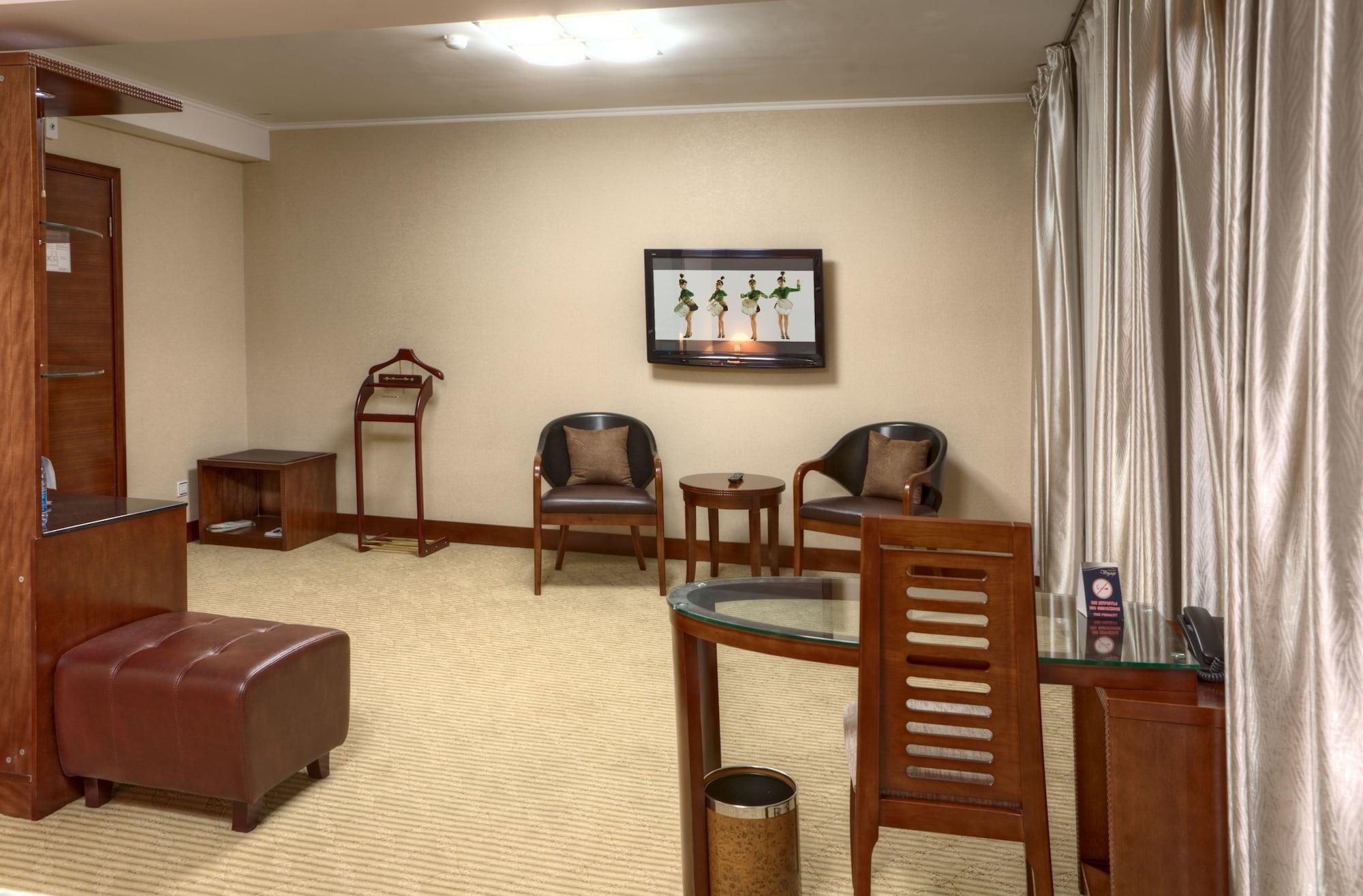 Voyage Hotel Almaty Eksteriør bilde